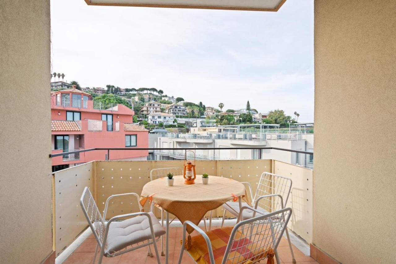 Aci Castello Seaview Apartment With Parking Exteriér fotografie